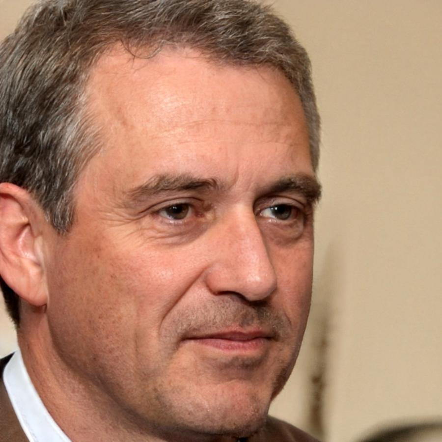 Instruktur trading opsi berpengalaman